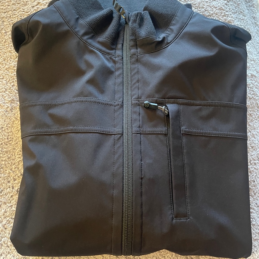 Mens Lululemon XL front zip jacket- excellent condition!